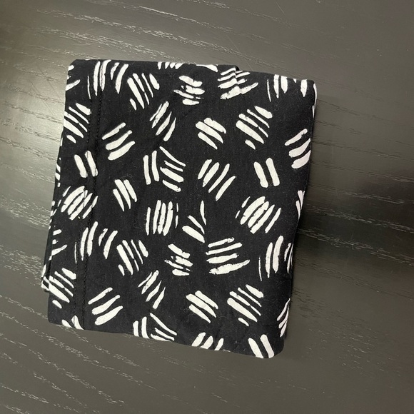 NWOT Nursing/Car seat Cover - Picture 1 of 1